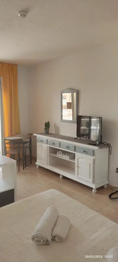 Casa Gio-Monolocale Con Piscina Riscaldata طوستا ديل سيلونثيو شقة